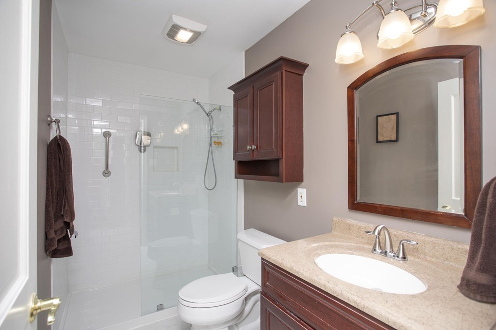 915 Hathaway Road, Unit 407 New Bedford, MA 02740 - Photo 25 of 39