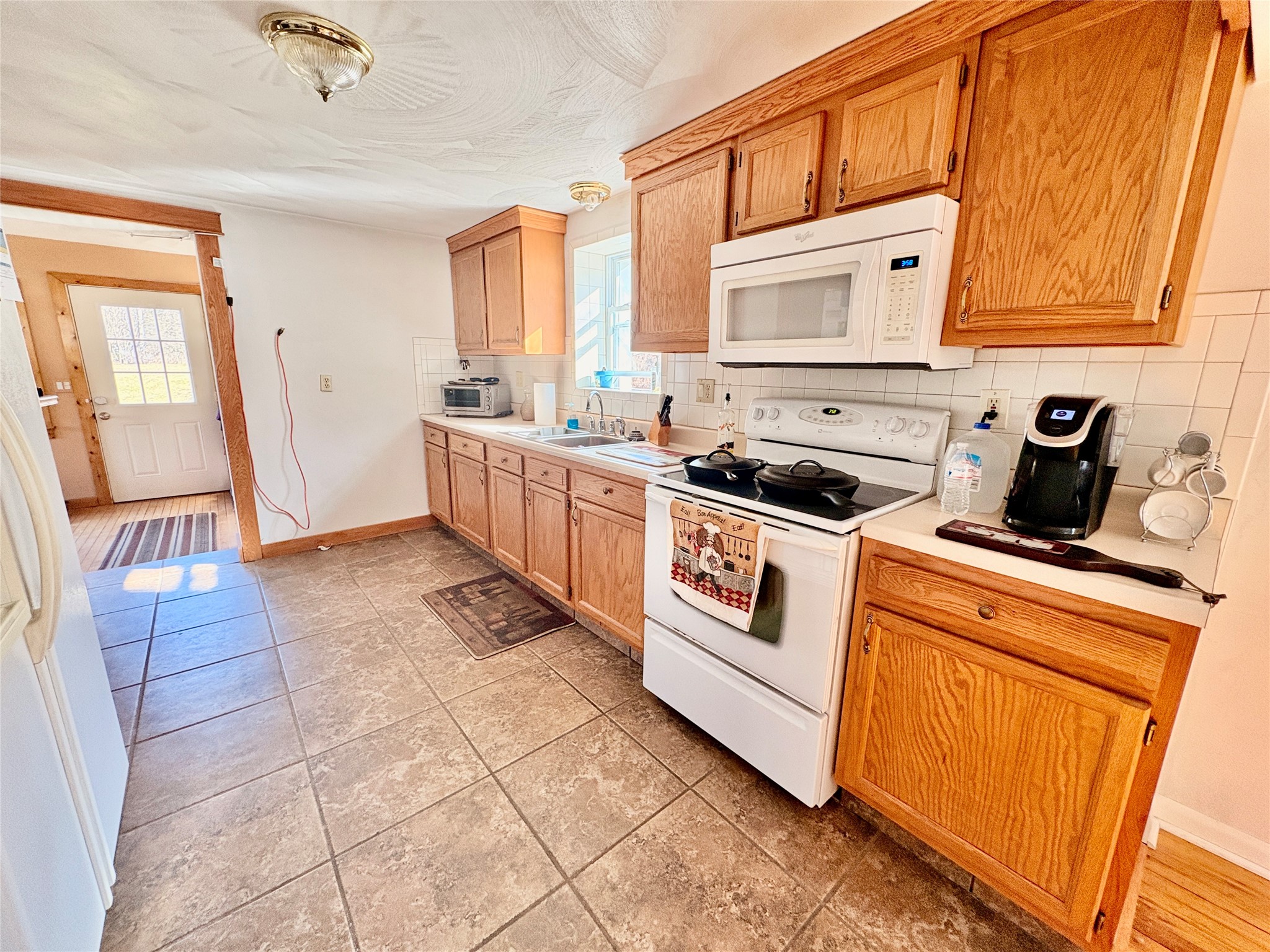 1017 Day Hollow Road Endicott, NY 13760 - Photo 16 of 36