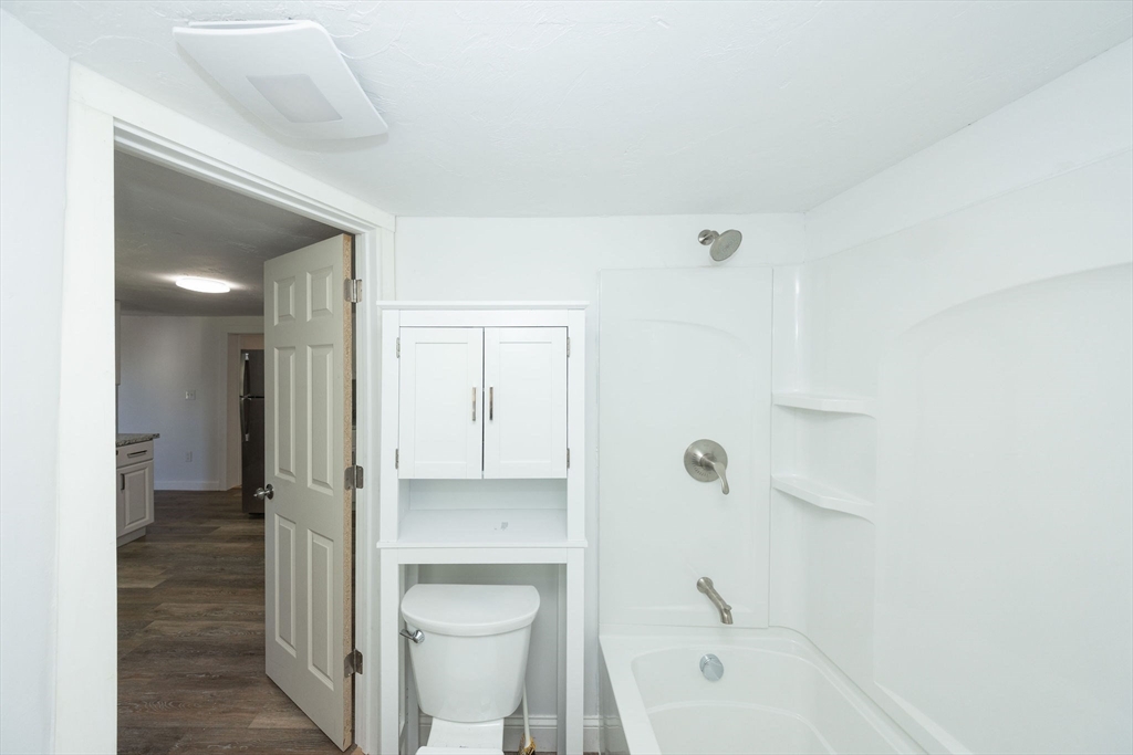 61 Rodney Street, Unit G Worcester, MA 01605 - Photo 11 of 24