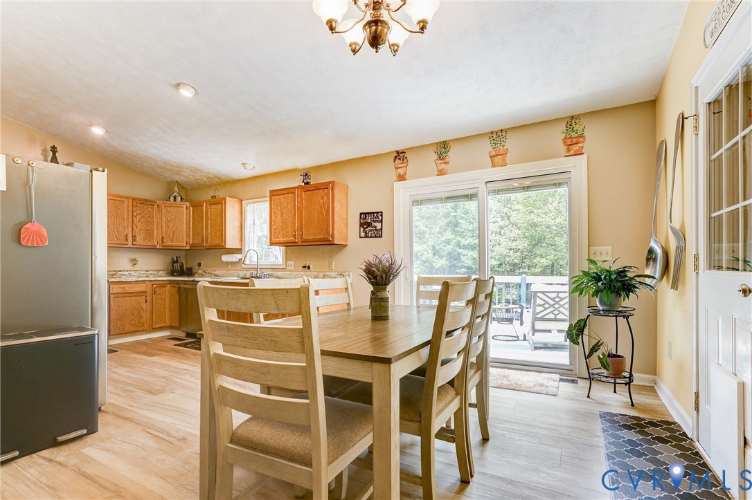 9689 Shannon Hill Road Louisa, VA 23093 - Photo 9 of 37