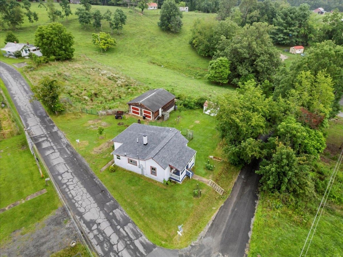 2947 Haynes Road Pulaski, VA 24301 - Photo 34 of 46 Gallery Image 34