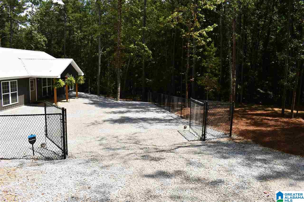 660 Crystal Cove Wedowee, AL 36278 - Photo 2 of 26