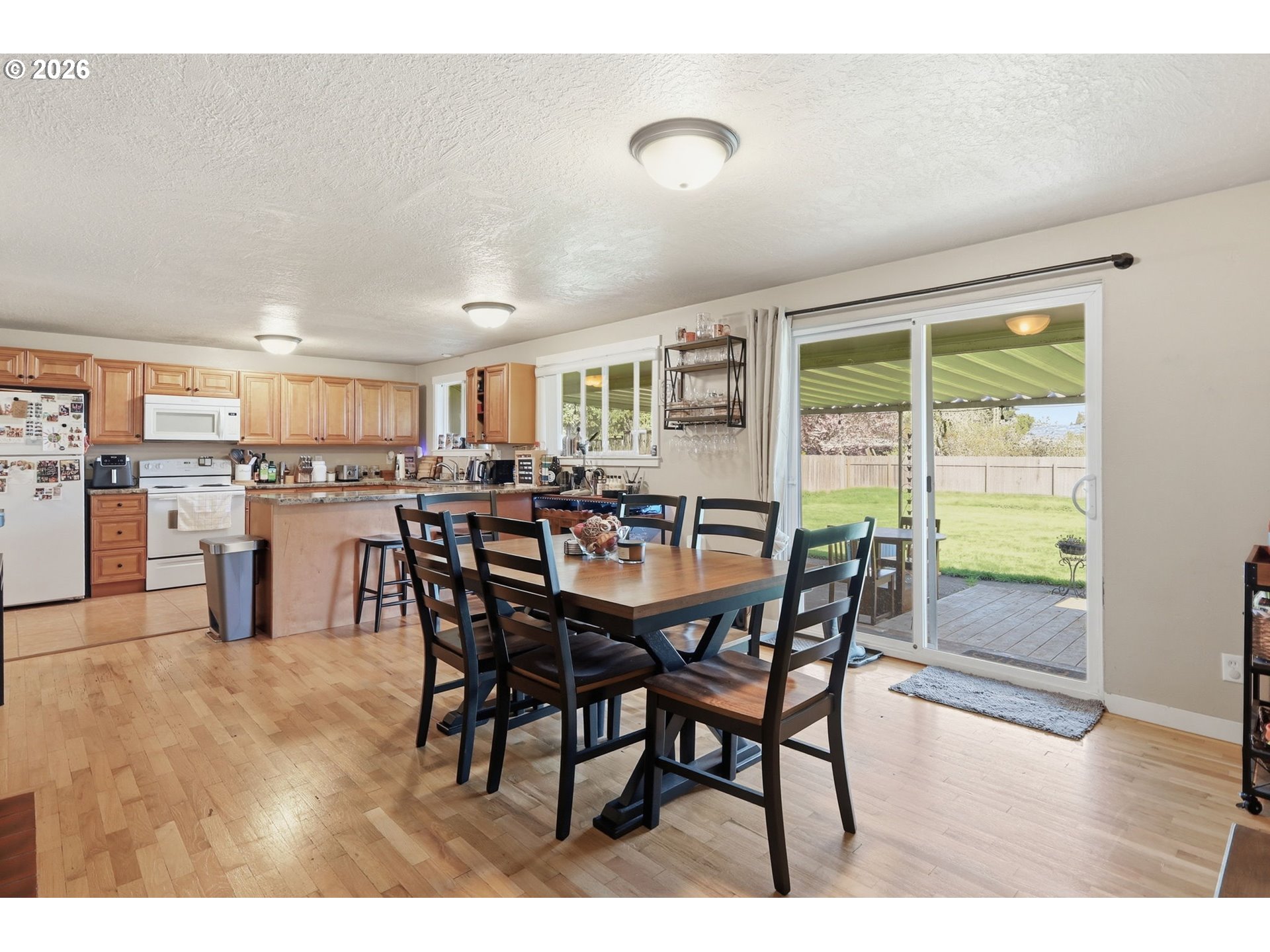 76 Woodlane Drive Springfield, OR 97477 - Photo 11 of 42
