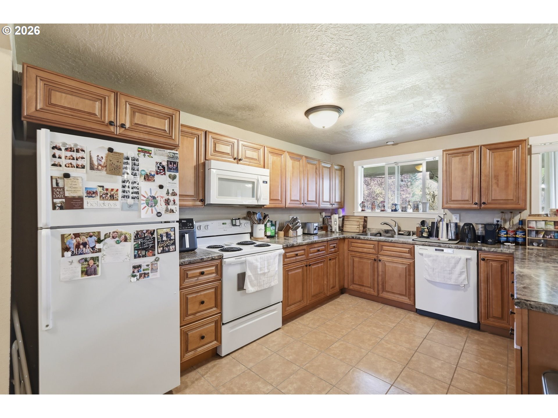 76 Woodlane Drive Springfield, OR 97477 - Photo 14 of 42