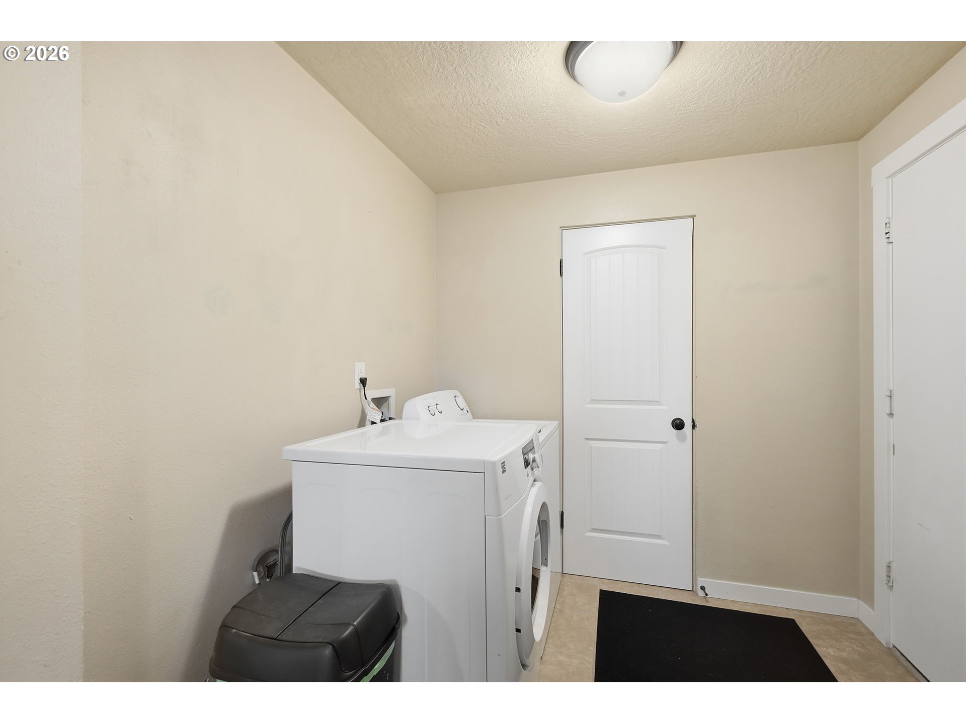 76 Woodlane Drive Springfield, OR 97477 - Photo 23 of 42