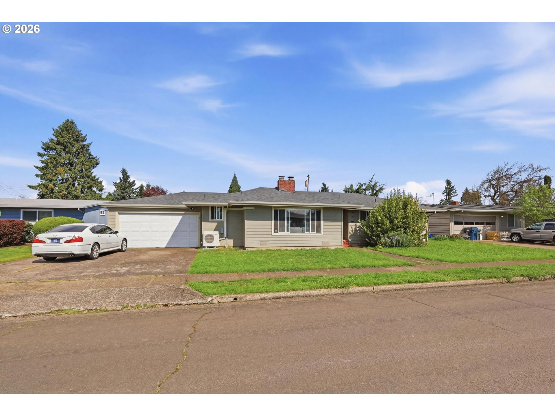 76 Woodlane Drive Springfield, OR 97477 - Photo 3 of 42