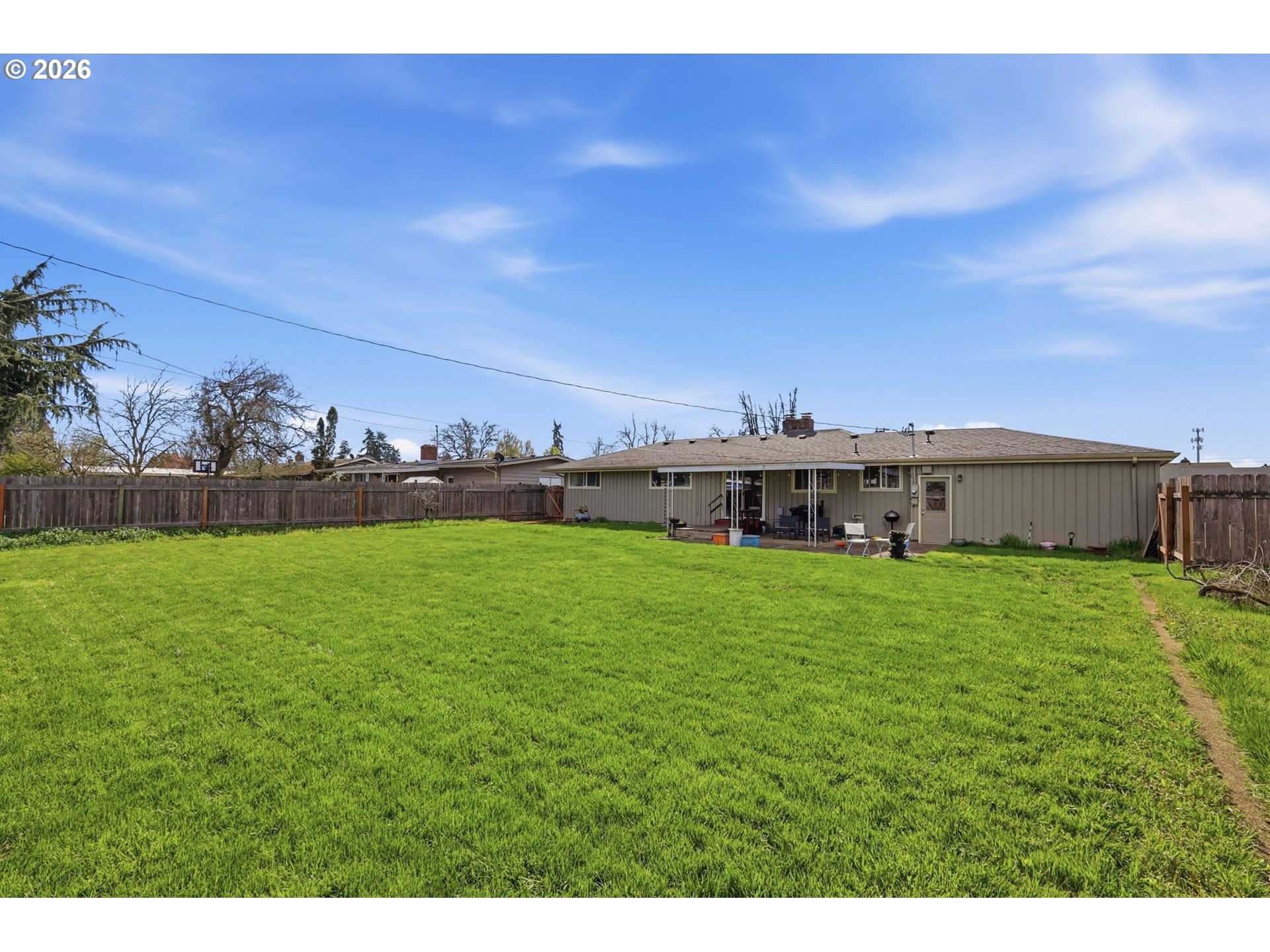 76 Woodlane Drive Springfield, OR 97477 - Photo 37 of 42