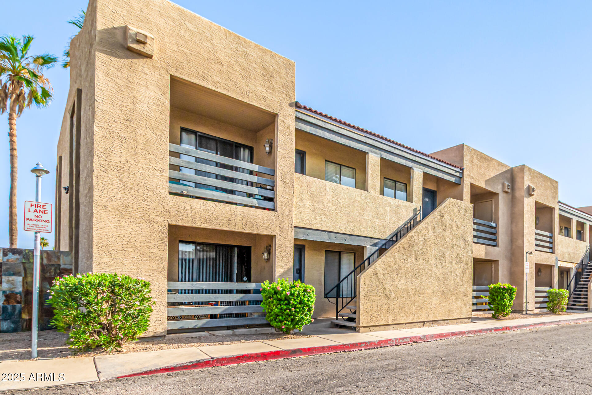 1241 North 48th Street, Unit 106 Phoenix, AZ 85008 - Photo 2 of 17 Ground Floor - End Unit - Pool Next Door