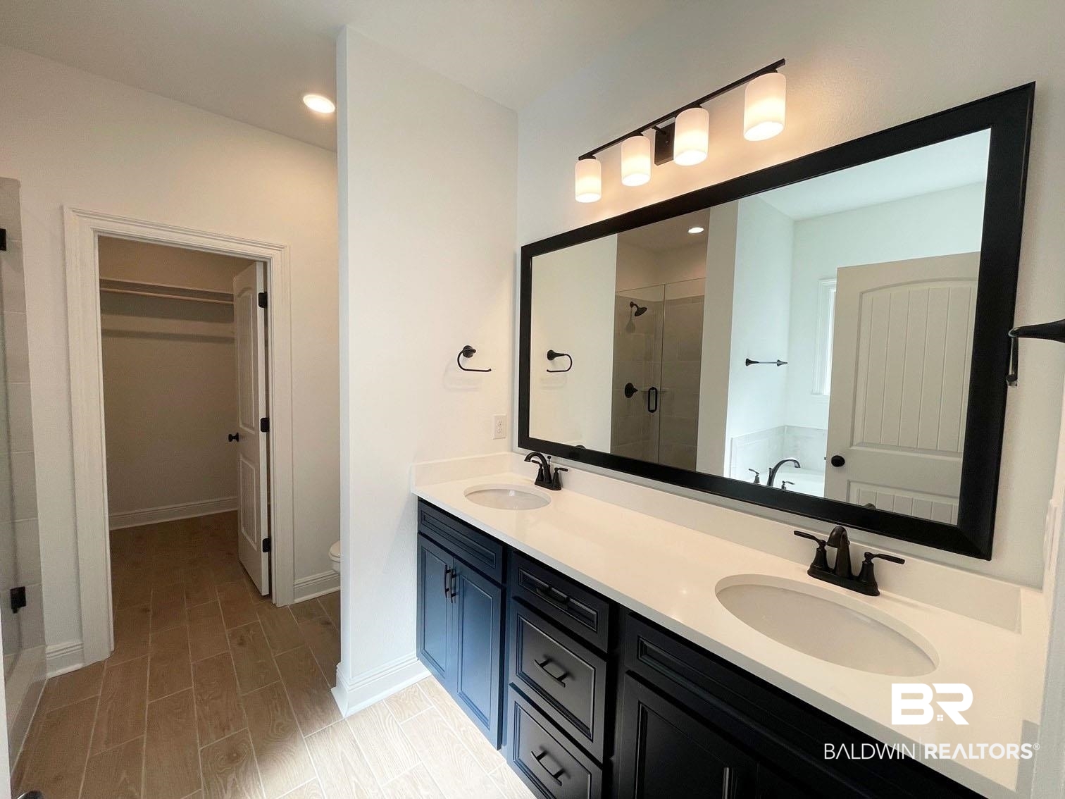 1396 Fenton Circle Foley, AL 36535 - Photo 6 of 14 Full bathroom with toilet, vanity, and independent shower and bath