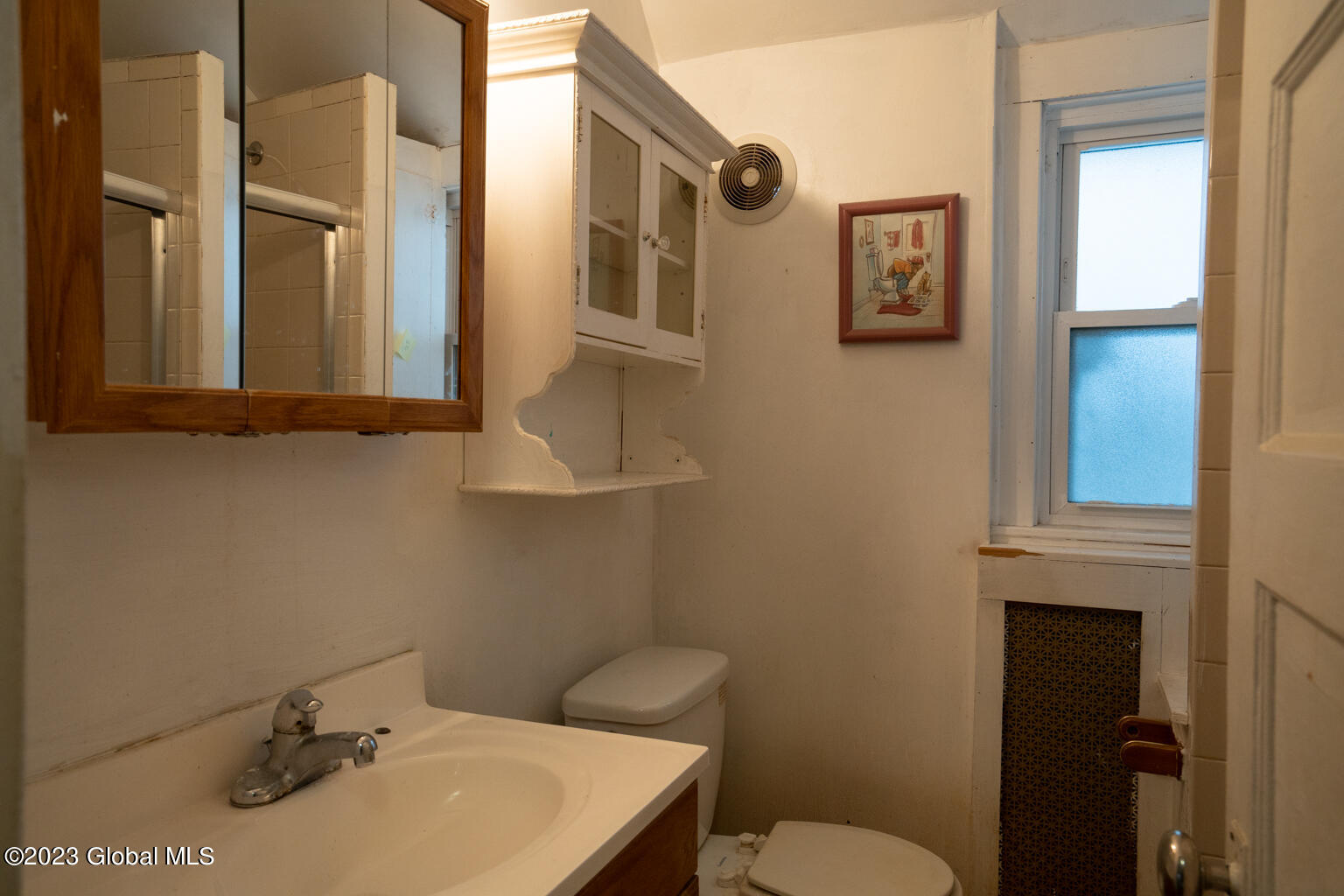 102 Whitehall Road Albany, NY 12209 - Photo 10 of 14 DSC04451