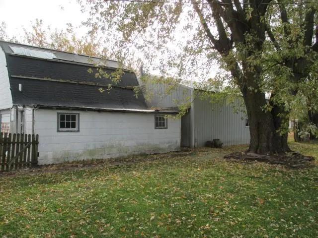 $95,000 | 230 East Moniteau Street, Tipton, MO 65081