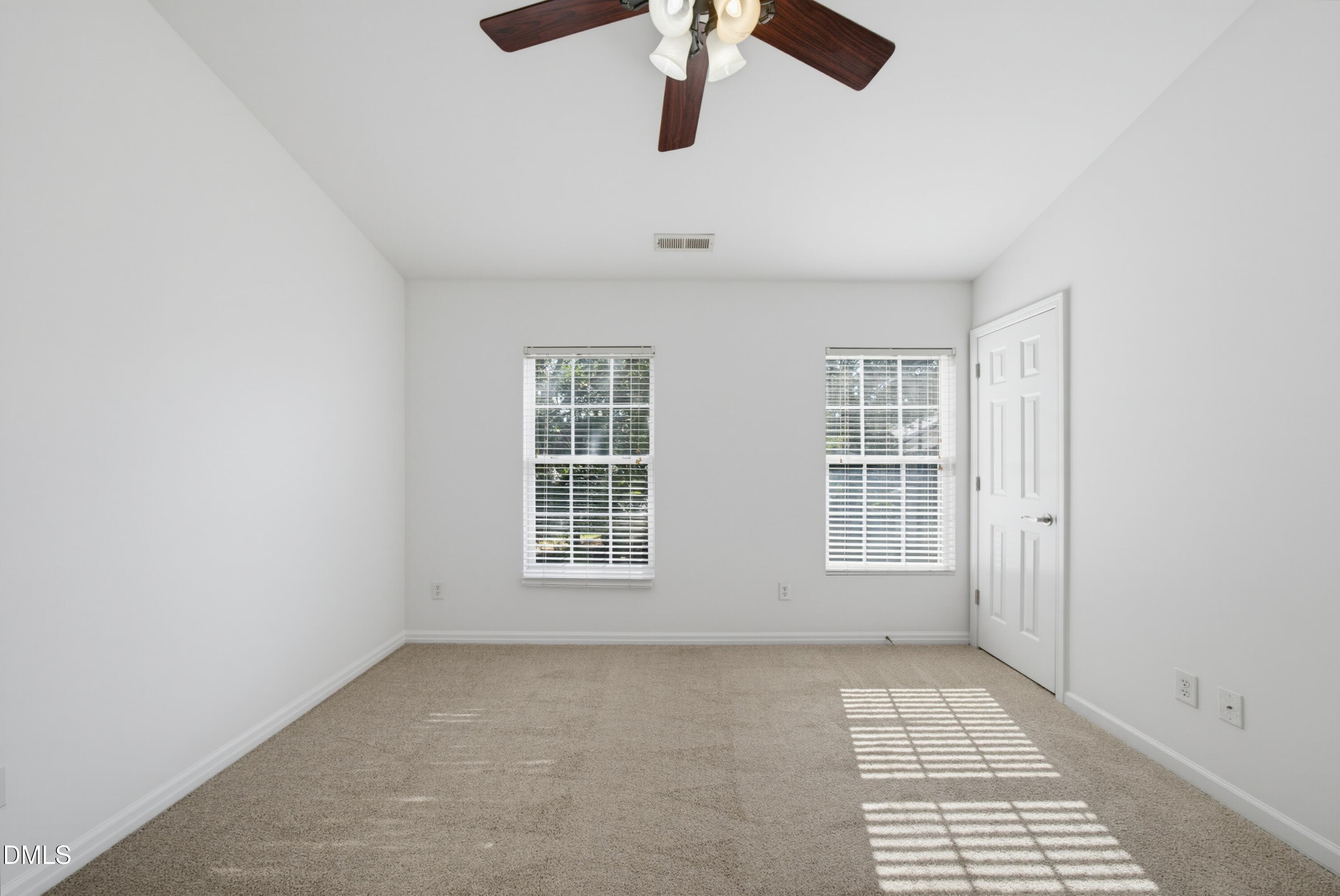 1610 Brook Fern Way Raleigh, NC 27609 - Photo 21 of 26 DSC01992