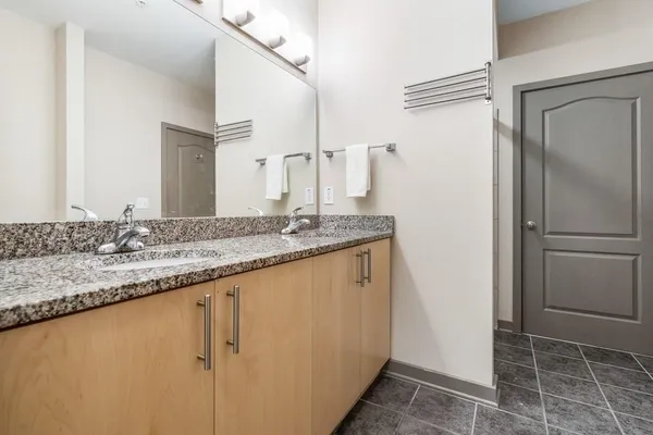 $2,500 | 390 17th Street Northwest, Unit 3044, Atlanta, GA 30363
