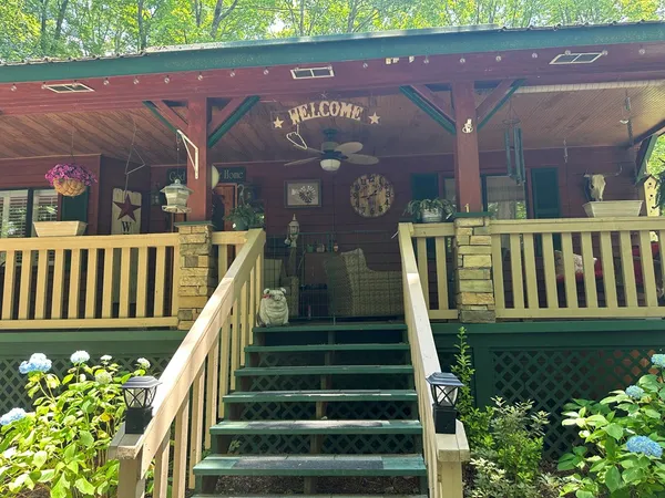 $299,000 | 10 Whippoorwill Lane, Murphy, NC 28906