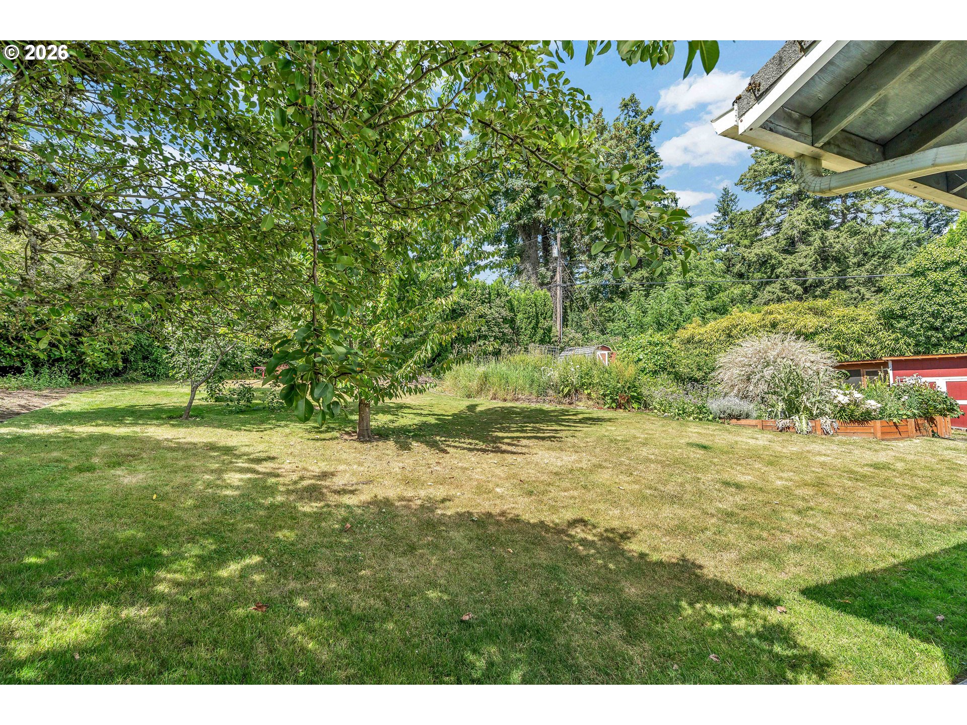 8025 Southwest Schiller Road Portland, OR 97225 - Photo 42 of 48