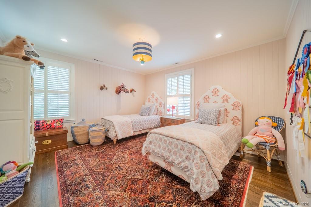 1801 Queens Road West Charlotte, NC 28207 - Photo 33 of 46 Gallery Image 33