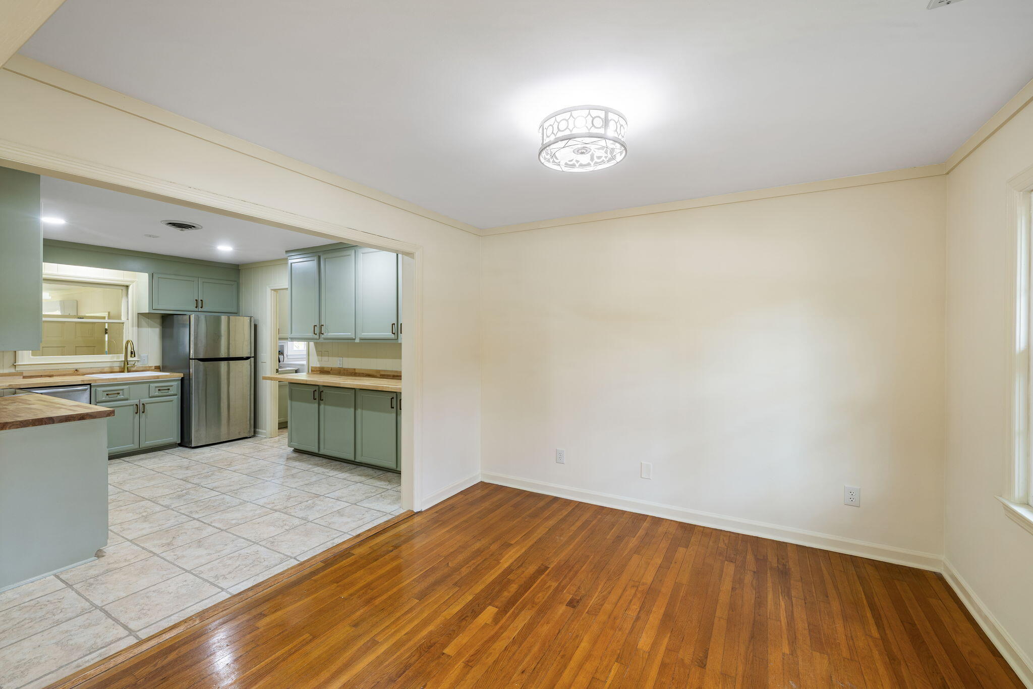 1335 Old Colony Road Mount Pleasant, SC 29464 - Photo 14 of 33