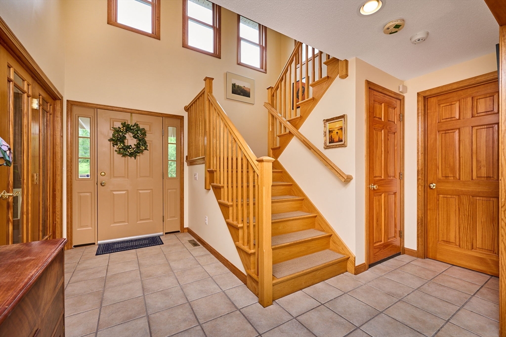 1 Spring Meadows South Hadley, MA 01075 - Photo 4 of 42