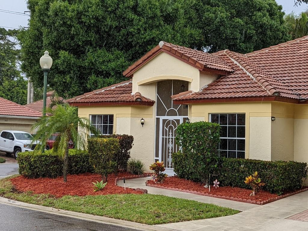 3066 Casa Rio Court Riviera Beach, FL 33418 - Photo 3 of 25 Photo 3