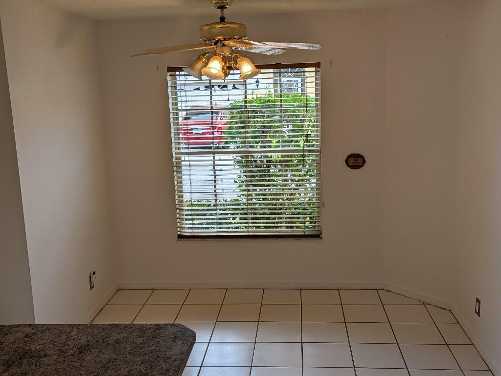 3066 Casa Rio Court Riviera Beach, FL 33418 - Photo 9 of 25 Photo 9
