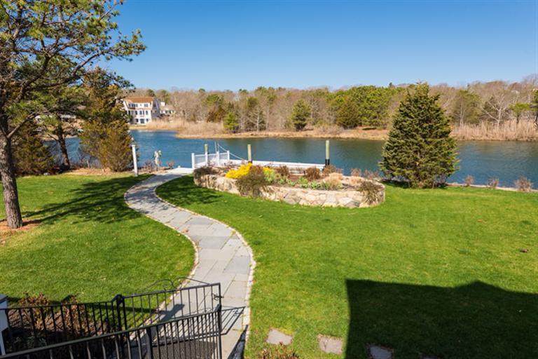 14 Bowsprit Point Mashpee, MA 02649 - Photo 4 of 18 Additional Photo
