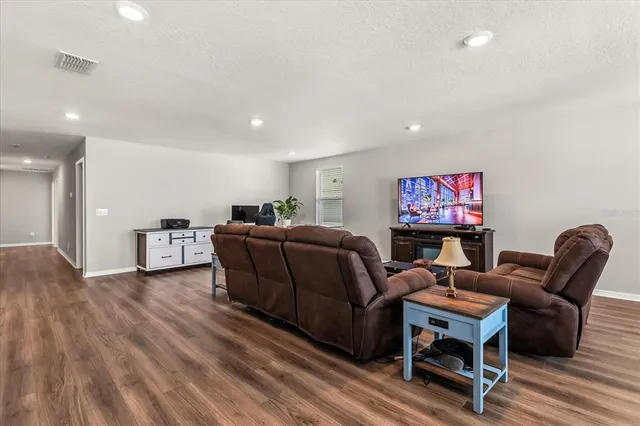 $785,000 | 2290 Endeavor Way, Clermont, FL 34715