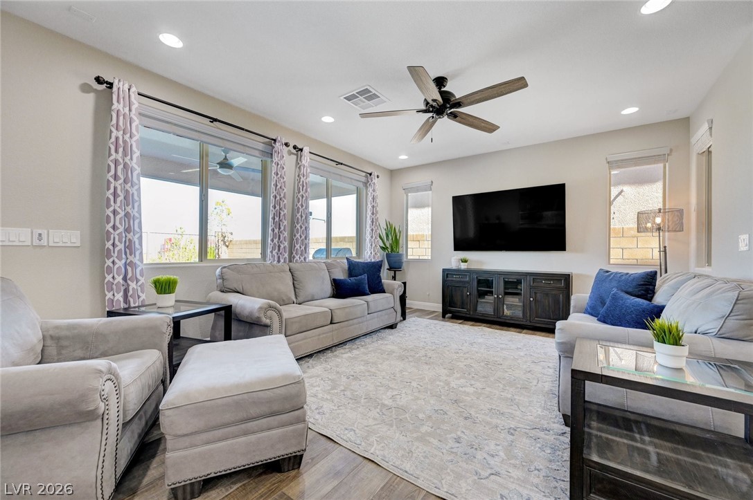 12466 Point Sierra Street Las Vegas, NV 89138 - Photo 5 of 75