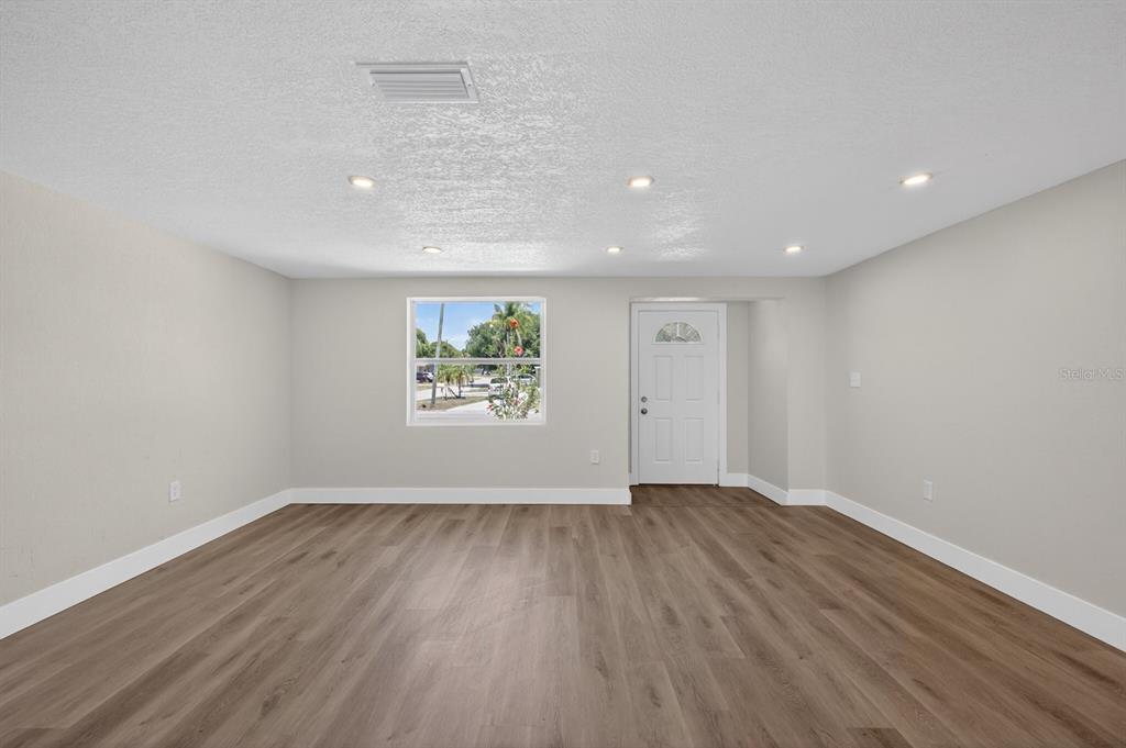 3851 Saturn Drive New Port Richey, FL 34652 - Photo 18 of 35