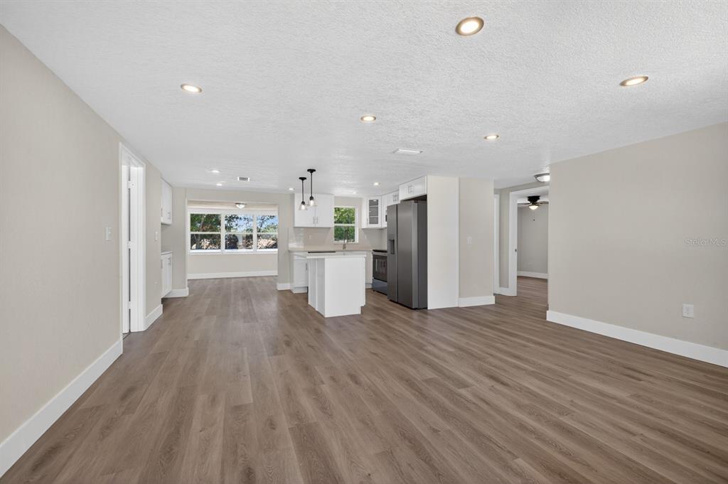 3851 Saturn Drive New Port Richey, FL 34652 - Photo 8 of 35
