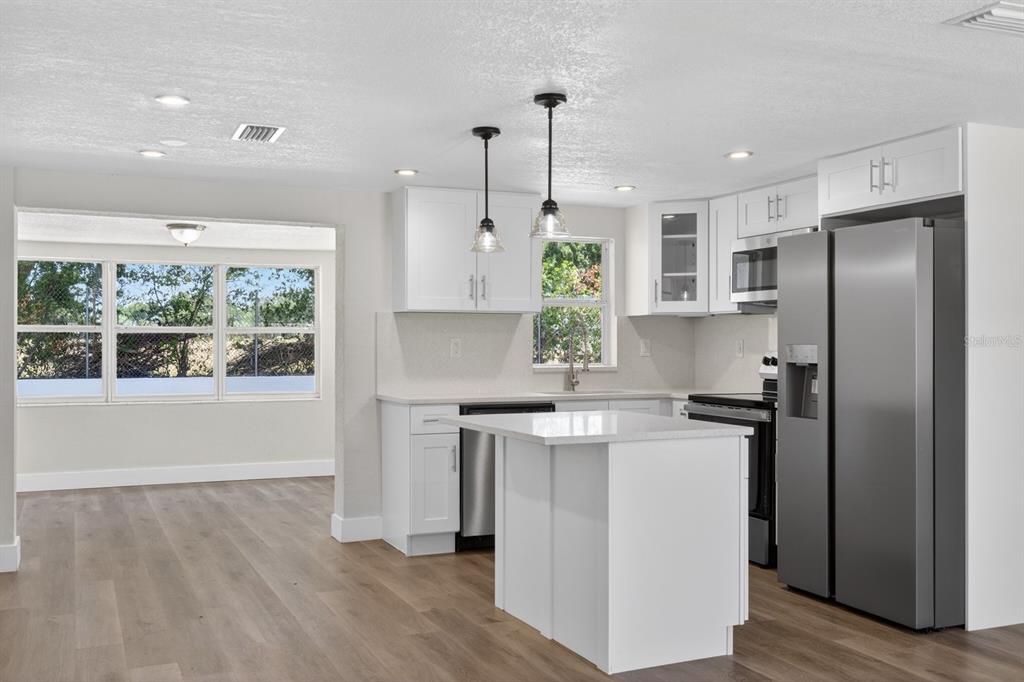 3851 Saturn Drive New Port Richey, FL 34652 - Photo 9 of 35