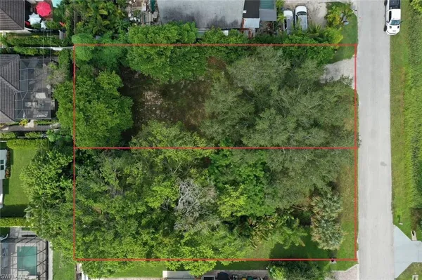 $220,000 | Van Buren Avenue, Naples, FL 34112