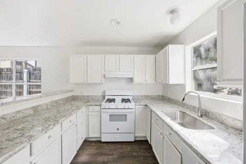 $355,000 | 1106 Delano Street, Austin, TX 78721
