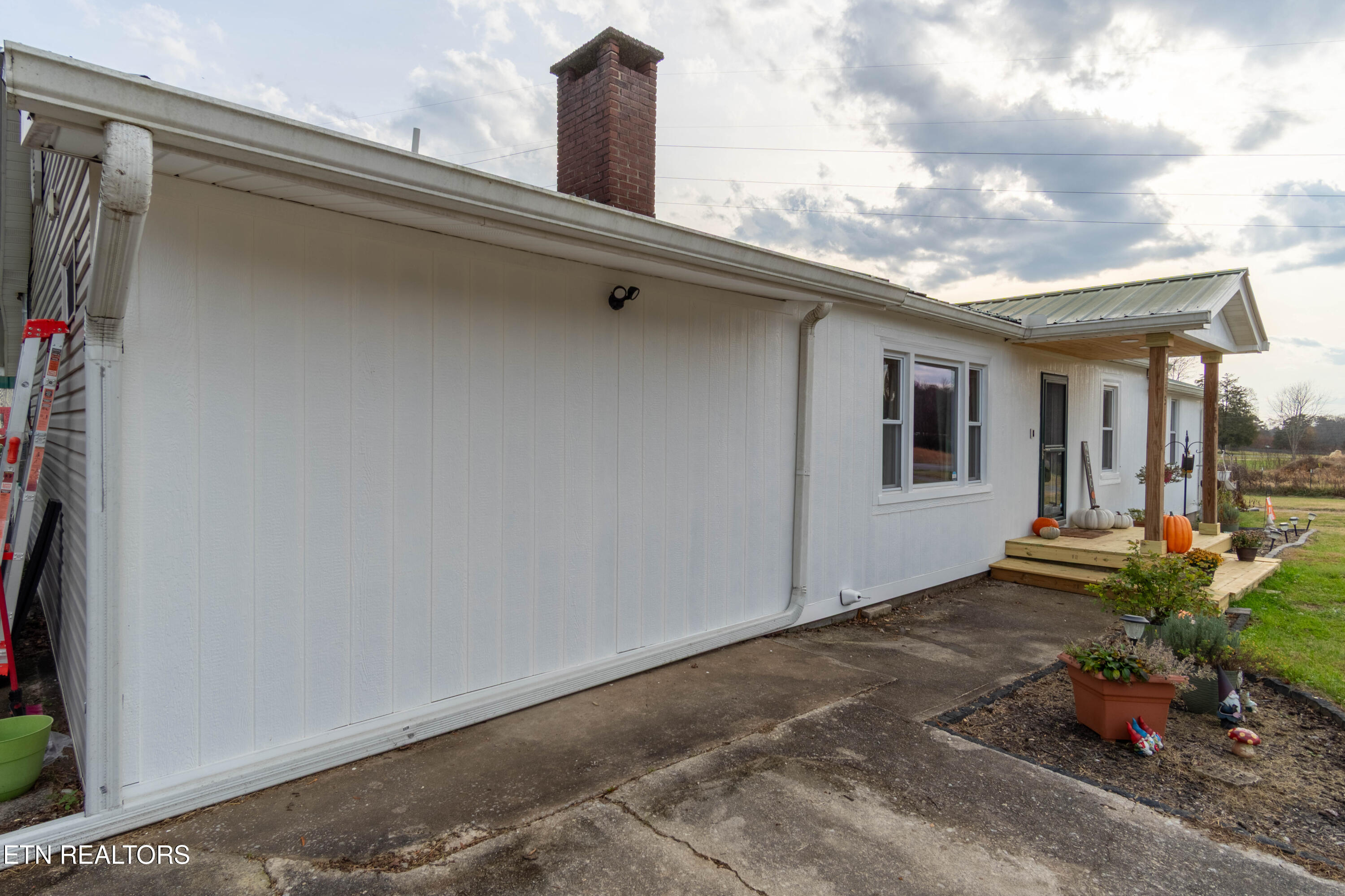 1055 Hines Valley Road Lenoir City, TN 37771 - Photo 5 of 47 DSC05806-HDRHines Valley