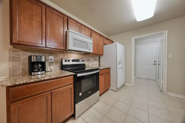 $259,900 | 421 West Cumberland Road, Unit 1402, Tyler, TX 75703