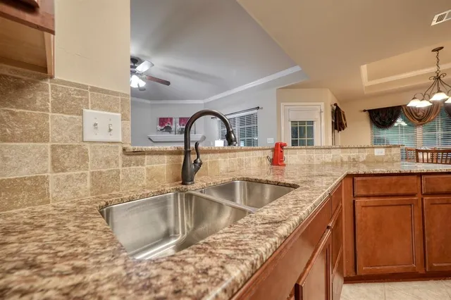 $259,900 | 421 West Cumberland Road, Unit 1402, Tyler, TX 75703