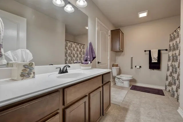 $259,900 | 421 West Cumberland Road, Unit 1402, Tyler, TX 75703