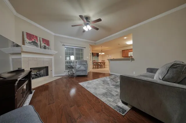 $259,900 | 421 West Cumberland Road, Unit 1402, Tyler, TX 75703