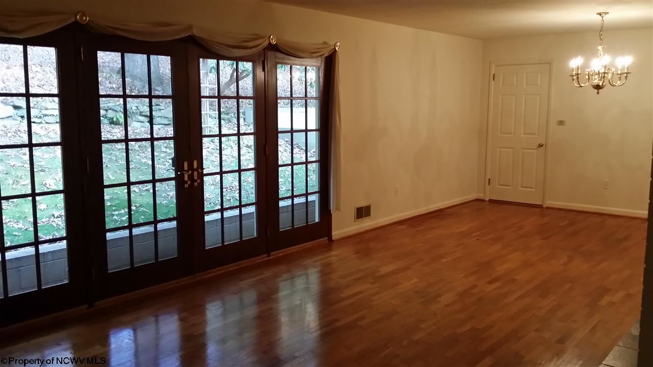 1244 Briarcliff Road Bridgeport, WV 26330 - Photo 10 of 17 Gallery Image 10