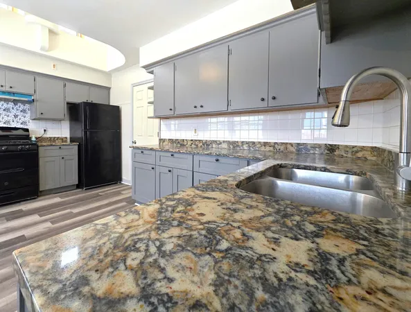 $235,000 | 578 Sherburne Avenue, St. Paul, MN 55103