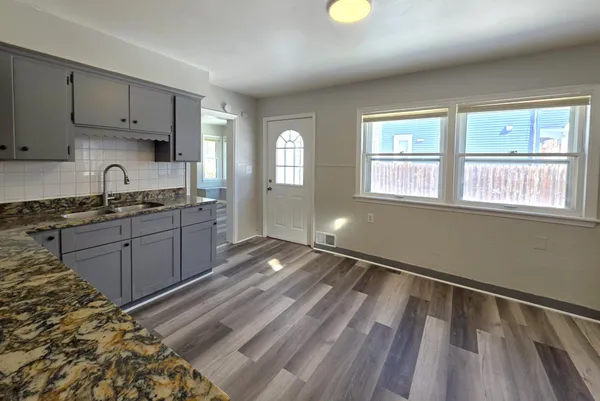 $235,000 | 578 Sherburne Avenue, St. Paul, MN 55103