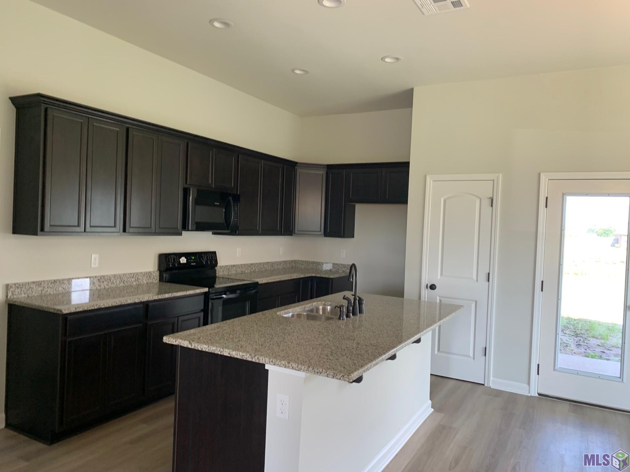 311 Shadow Pointe Road Thibodaux, LA 70301 - Photo 2 of 6 Gallery Image 2