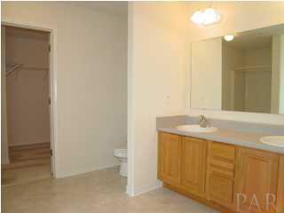 589 Riola Place Pensacola, FL 32506 - Photo 7 of 12 Master Bathroom