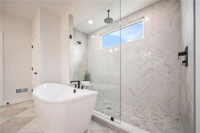 $745,900 | 2315 Southwest Serena Place, Lee's Summit, MO 64082