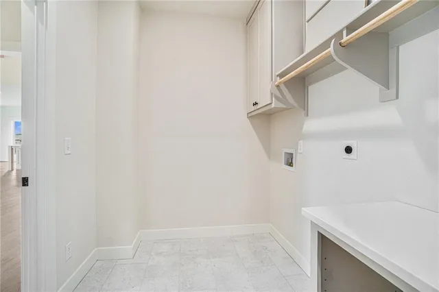 $745,900 | 2315 Southwest Serena Place, Lee's Summit, MO 64082