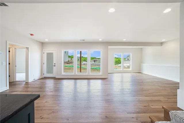 $745,900 | 2315 Southwest Serena Place, Lee's Summit, MO 64082