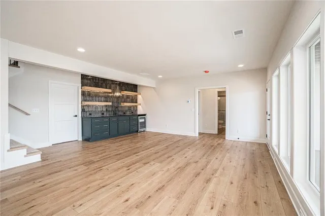 $745,900 | 2315 Southwest Serena Place, Lee's Summit, MO 64082