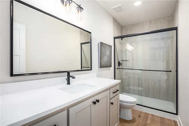 $745,900 | 2315 Southwest Serena Place, Lee's Summit, MO 64082