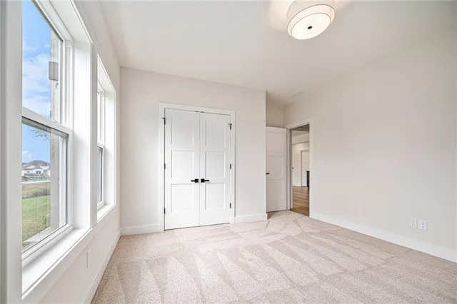 $745,900 | 2315 Southwest Serena Place, Lee's Summit, MO 64082