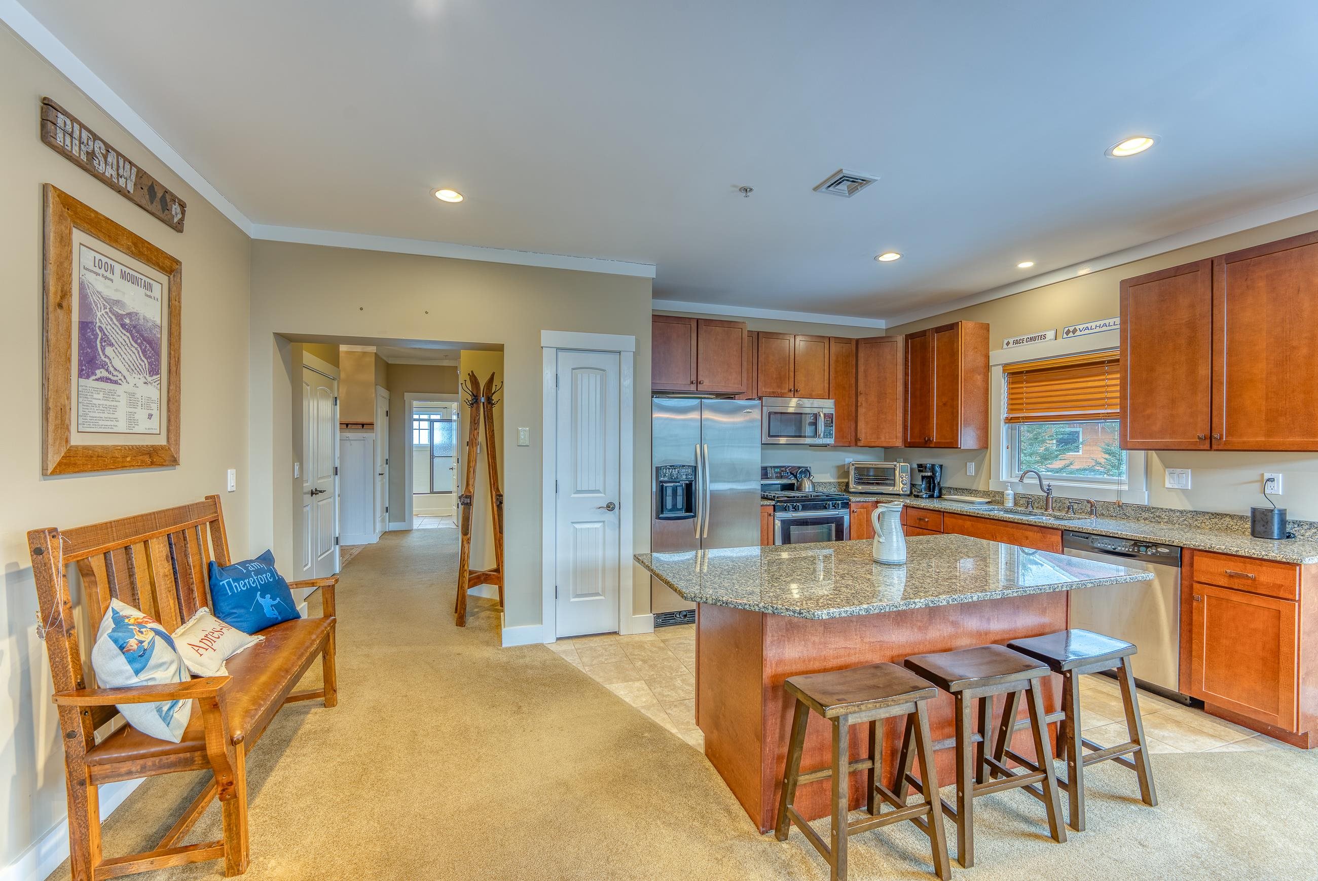 21 Riverside Terrace Drive, Unit 4E Lincoln, NH 03251 - Photo 6 of 36