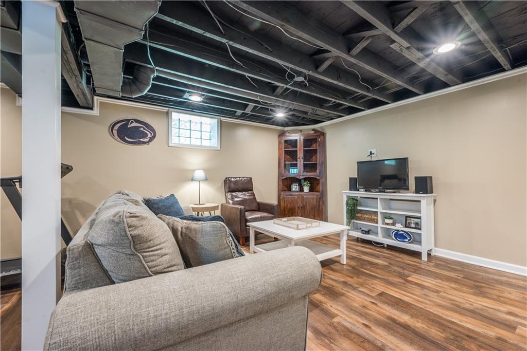 6 Primrose Road McDonald, PA 15057 - Photo 17 of 29 Gallery Image 17